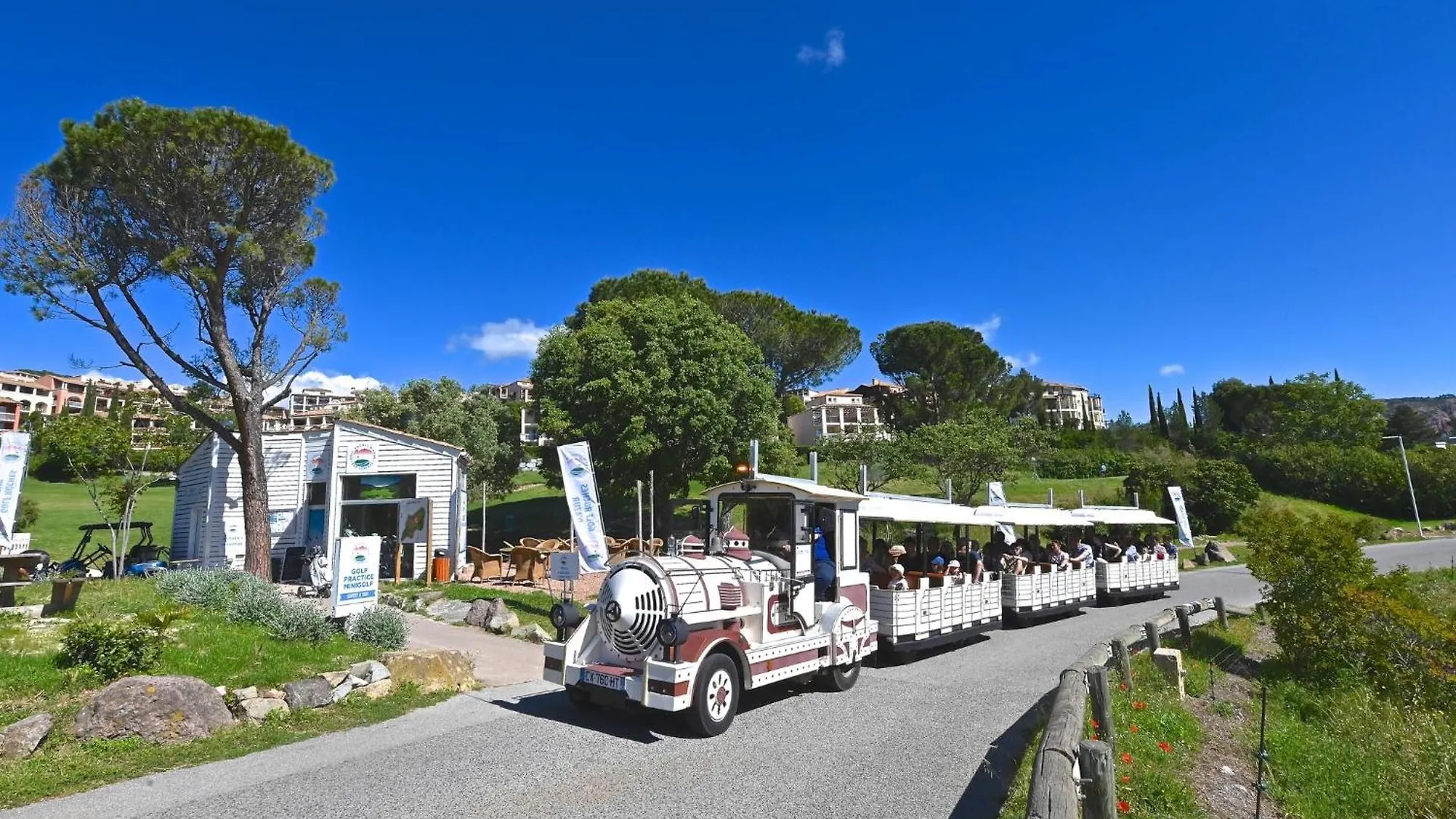 Apartment Village Cap Esterel - Le Hameau-20 By Interhome Saint-Raphaël